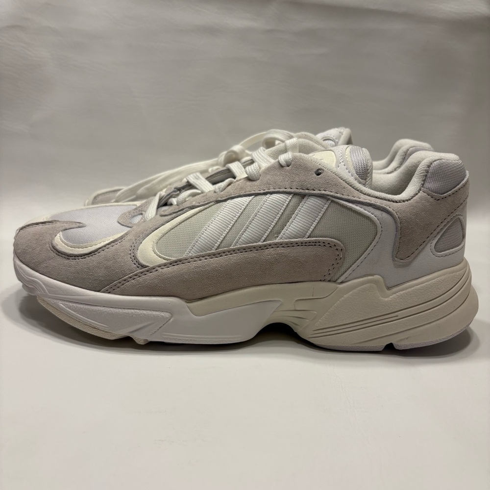Adidas Mens Yung-1 White /Light Grey Shoes sneakers Size 10